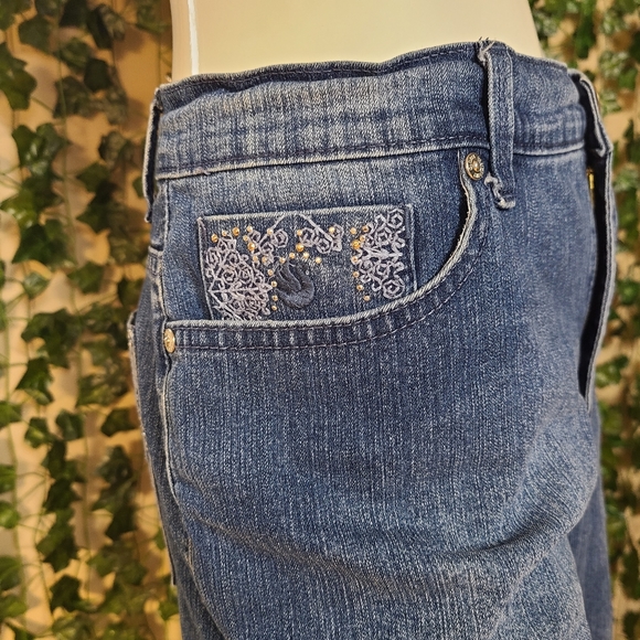 Gloria Vanderbilt Casual All Around Slimming Effect Cotton Jeans Short size 10 - Picture 8 of 14